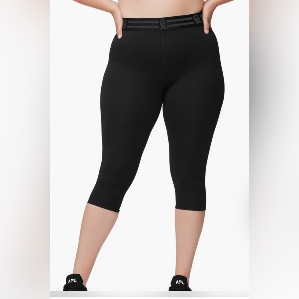 Good American Crop high waisted Black Athletic Leggings L workout gym